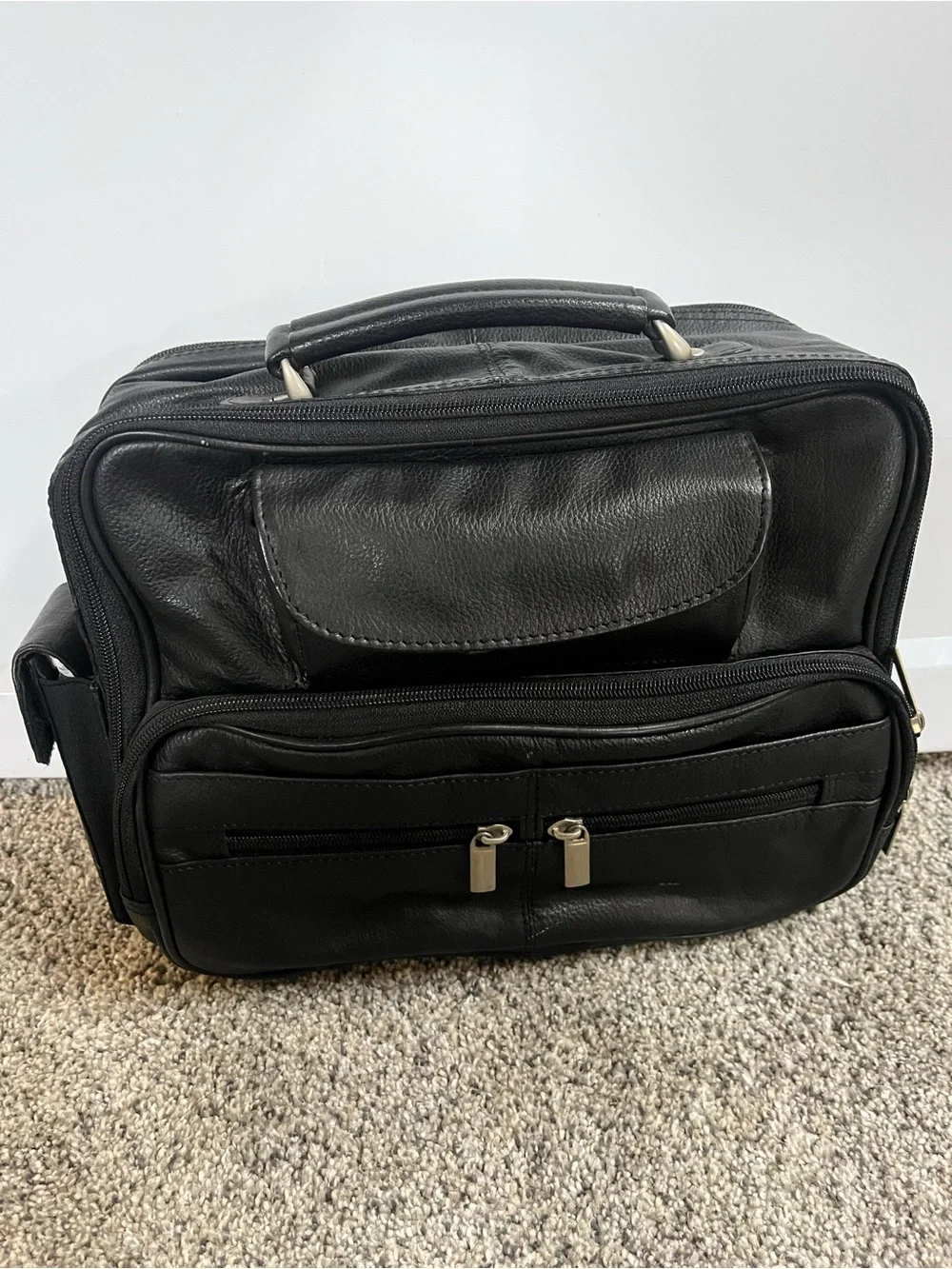 Vintage Wilsons Leather Organizer Bag Crossbody Travel Town Commuter Black Y2K